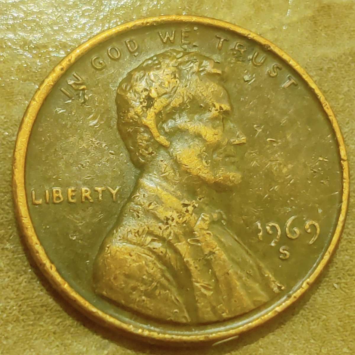 Is-There-Any-Value-At-All-In-This-1969-S-Penny-Witth-Damage-On-The-Reverse
